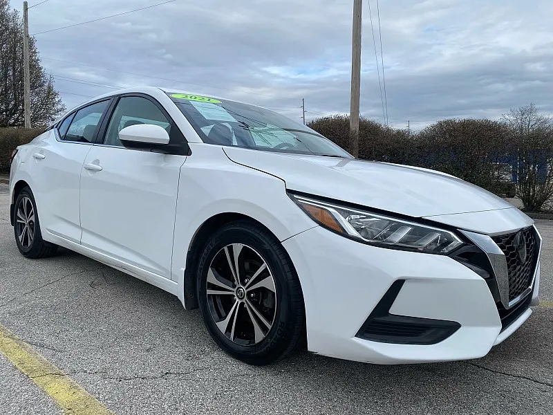White 2021 Nissan Sentra SV CVT for sale in Frankfort, KY