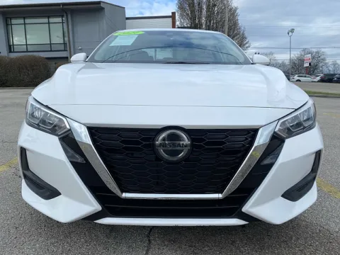 Photos of 2021 Nissan Sentra SV CVT for sale in Frankfort, KY at EZ Car Connection