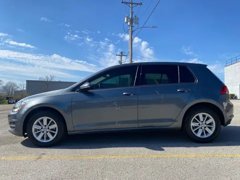 More photos of 2015 Volkswagen Golf 4d Hatchback TSI S w/Sunroof Auto at EZ Car Connection, KY