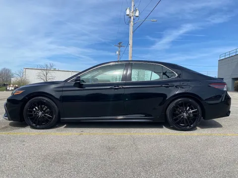 More photos of 2022 Toyota Camry XSE Auto at EZ Car Connection, KY