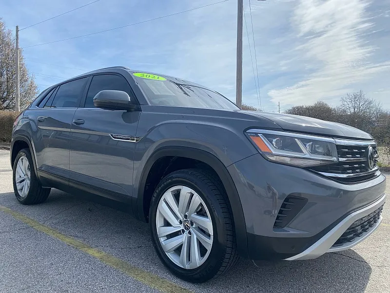 Gray 2021 Volkswagen Atlas Cross Sport 3.6L V6 SE w/Technology FWD for sale in Frankfort, KY