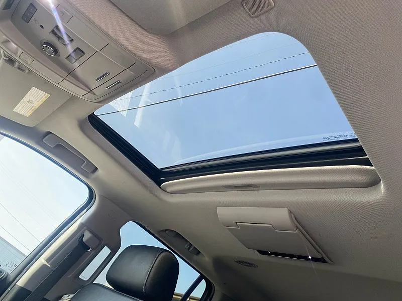 2018 Chevrolet Tahoe Premier - Photo 25