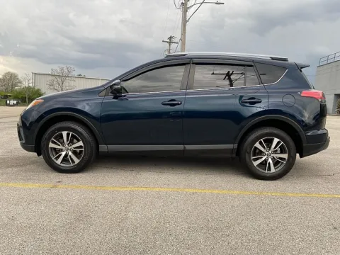 More photos of 2018 Toyota RAV4 4d SUV FWD XLE at EZ Car Connection, KY