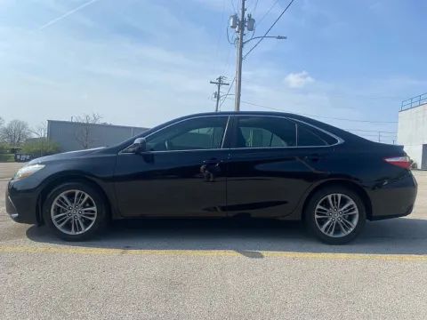 More photos of 2016 Toyota Camry 4d Sedan SE at EZ Car Connection, KY