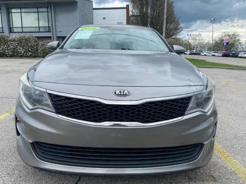 Photos of 2018 Kia Optima 4d Sedan LX for sale in Frankfort, KY at EZ Car Connection