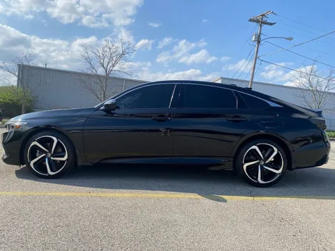 More photos of 2022 Honda Accord Sedan Sport 1.5T CVT at EZ Car Connection, KY