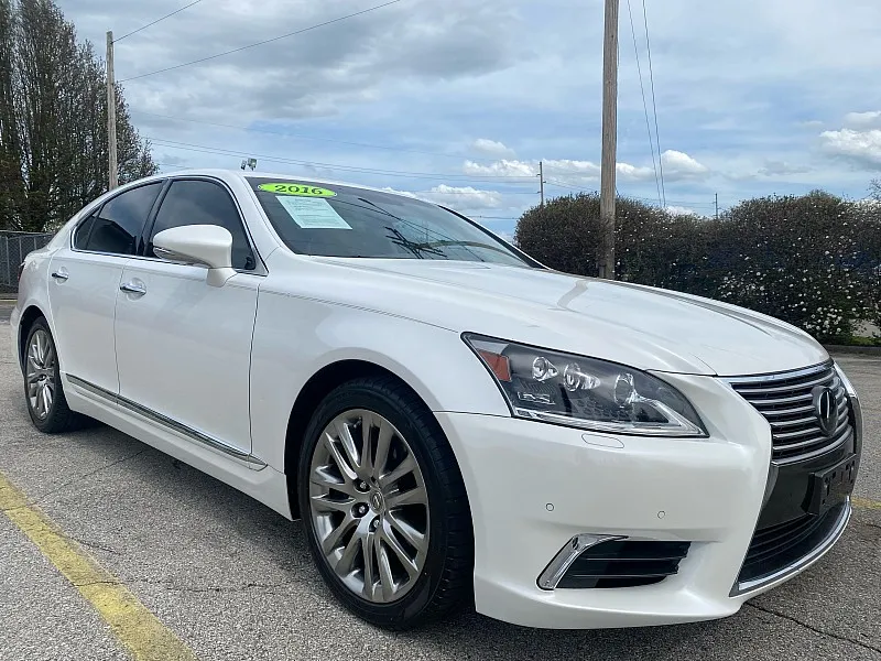 2016 Lexus LS