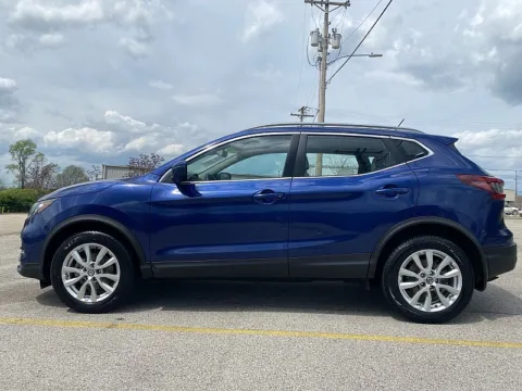 More photos of 2022 Nissan Rogue Sport AWD SV at EZ Car Connection, KY