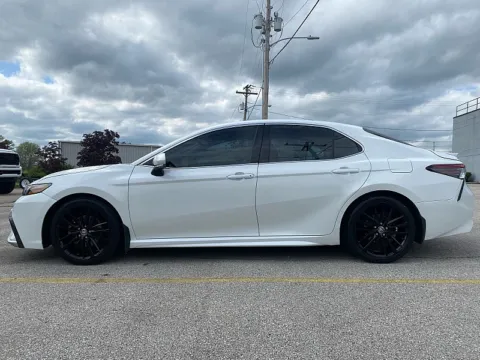 More photos of 2022 Toyota Camry XSE Auto at EZ Car Connection, KY