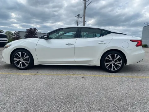More photos of 2016 Nissan Maxima 4d Sedan SL at EZ Car Connection, KY