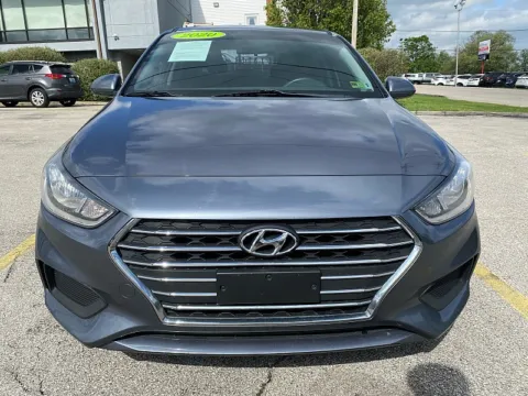Photos of 2020 Hyundai Accent 4d Sedan SE Auto for sale in Frankfort, KY at EZ Car Connection