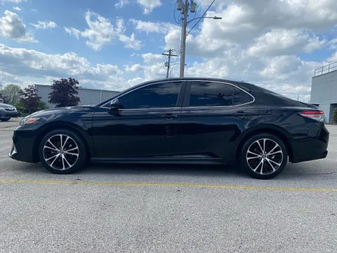 More photos of 2019 Toyota Camry 4d Sedan SE at EZ Car Connection, KY