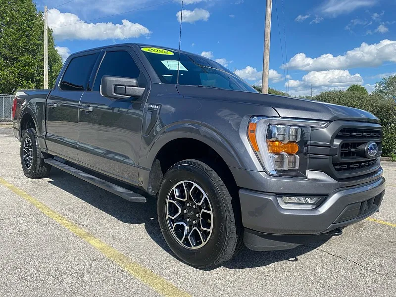 Black 2022 Ford F-150 XLT SuperCrew 5.5' Box for sale in Frankfort, KY