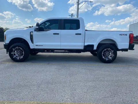 More photos of 2026 Ford Super Duty F-250 XL Crew Cab SRW 6.75' Box at EZ Car Connection, KY