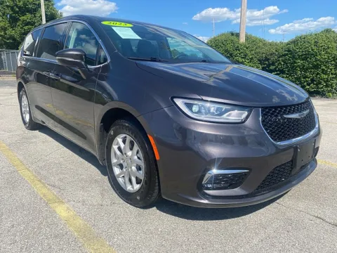 Gray 2023 Chrysler Pacifica Touring L FWD for sale in Frankfort, KY