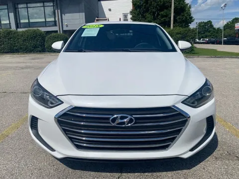 Photos of 2018 Hyundai Elantra 4d Sedan SEL for sale in Frankfort, KY at EZ Car Connection