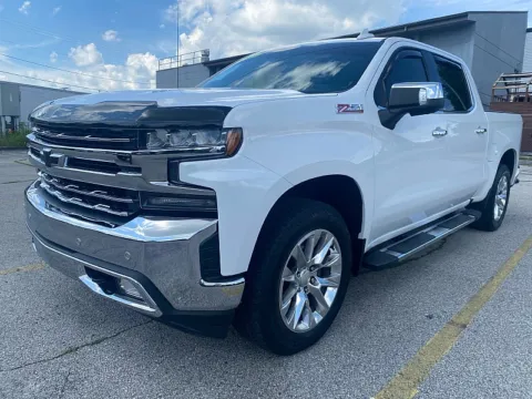 Another view of 2020 Chevrolet Silverado 1500 Crew Cab LTZ for sale in Frankfort, KY at EZ Car Connection