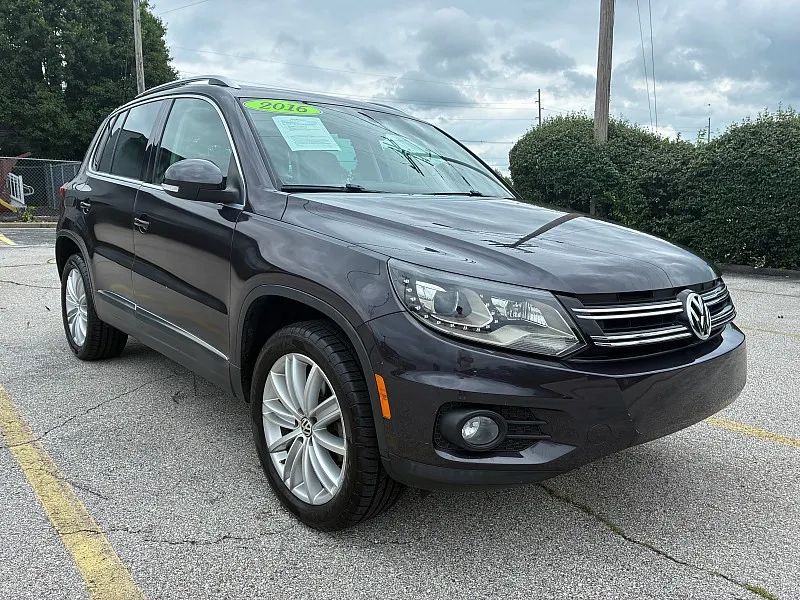 Purple 2016 Volkswagen Tiguan 4d SUV SE 4Motion for sale in Frankfort, KY
