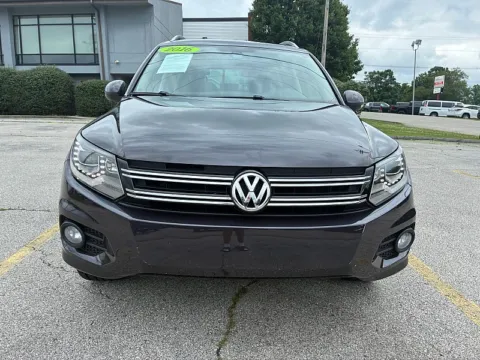 Photos of 2016 Volkswagen Tiguan 4d SUV S 4Motion for sale in Frankfort, KY at EZ Car Connection