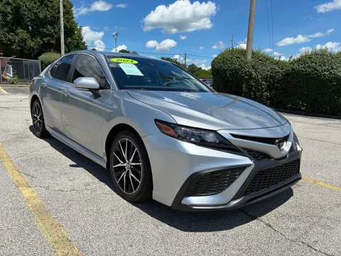 Silver 2024 Toyota Camry SE Auto for sale in Frankfort, KY