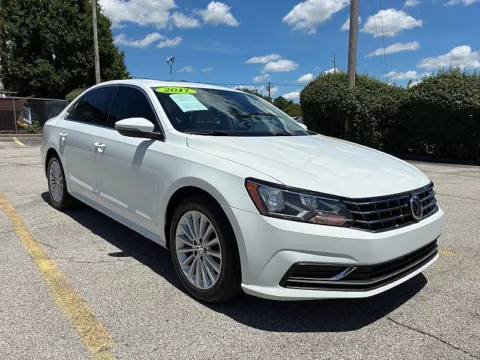 White 2017 Volkswagen Passat 4d Sedan 1.8T SE for sale in Frankfort, KY
