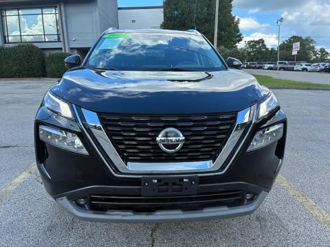Photos of 2021 Nissan Rogue FWD SL for sale in Frankfort, KY at EZ Car Connection