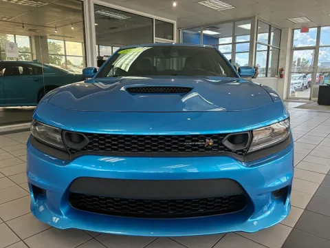 Photos of 2019 Dodge Charger 4d Sedan RWD Scat Pack for sale in Frankfort, KY at EZ Car Connection