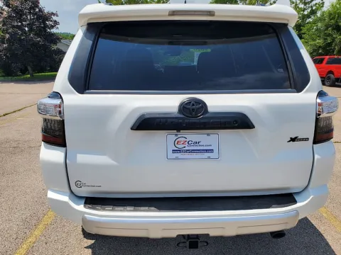 More photos of 2020 Toyota 4Runner 4d SUV 4WD TRD Off-Road at EZ Car Connection, KY