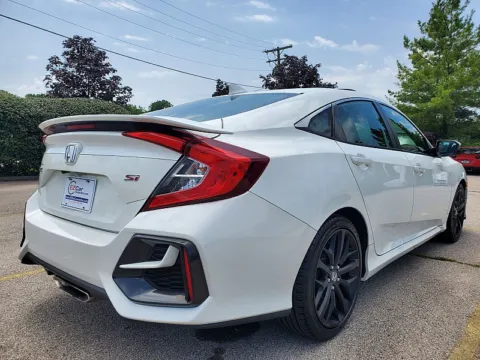 More photos of 2020 Honda Civic Sedan 4d Si at EZ Car Connection, KY