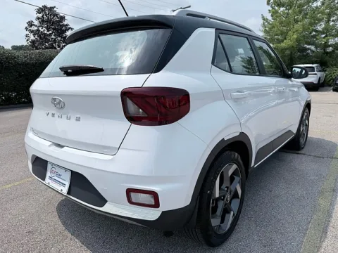 More photos of 2023 Hyundai Venue Limited IVT at EZ Car Connection, KY