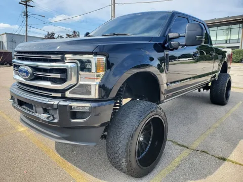 More photos of 2021 Ford Super Duty F-250 Platinum Crew Cab SRW 6.75' Box at EZ Car Connection, KY