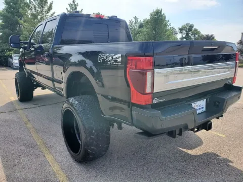 More photos of 2021 Ford Super Duty F-250 Platinum Crew Cab SRW 6.75' Box at EZ Car Connection, KY