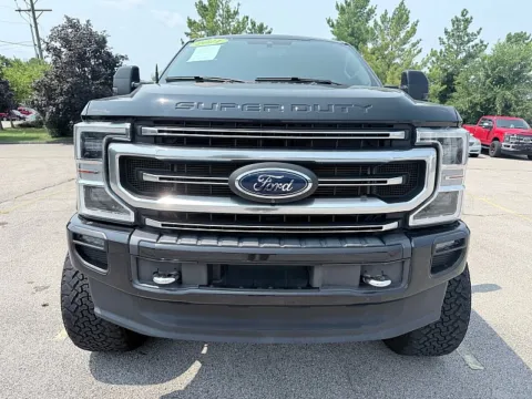 More photos of 2021 Ford Super Duty F-250 Platinum Crew Cab SRW 6.75' Box at EZ Car Connection, KY