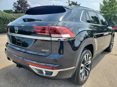 More photos of 2020 Volkswagen Atlas Cross Sport 3.6L V6 SEL R-Line 4MOTION at EZ Car Connection, KY