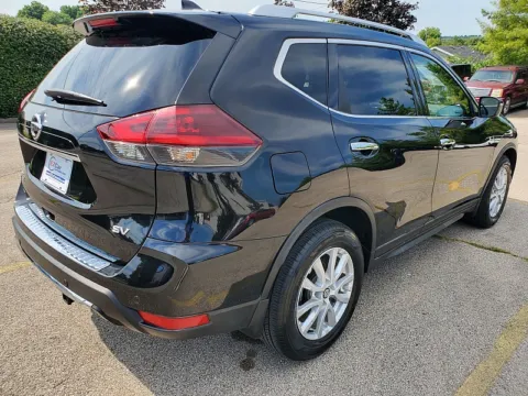 Another view of 2020 Nissan Rogue 4d SUV FWD SV for sale in Frankfort, KY at EZ Car Connection