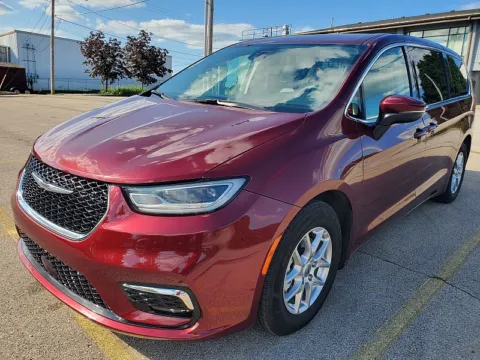 Another view of 2023 Chrysler Pacifica Touring L FWD for sale in Frankfort, KY at EZ Car Connection