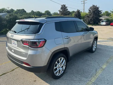 More photos of 2023 Jeep Compass Latitude Lux 4x4 at EZ Car Connection, KY