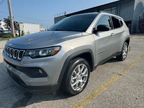 Another view of 2023 Jeep Compass Latitude Lux 4x4 for sale in Frankfort, KY at EZ Car Connection
