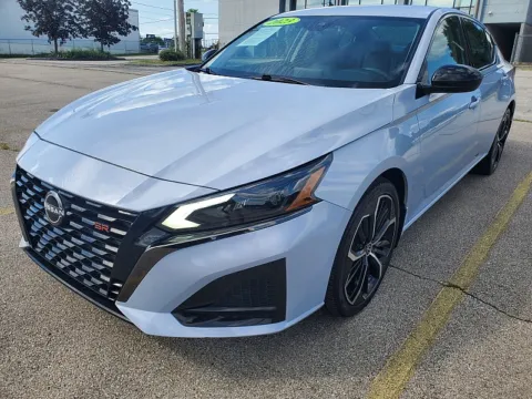 Another view of 2023 Nissan Altima 2.5 SR Sedan for sale in Frankfort, KY at EZ Car Connection
