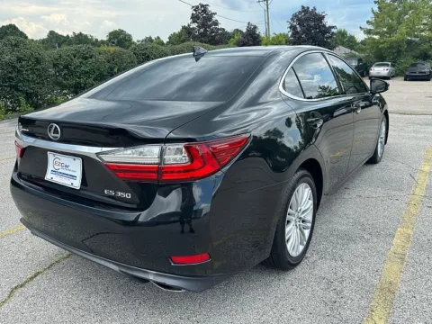 More photos of 2018 Lexus ES 350 FWD at EZ Car Connection, KY