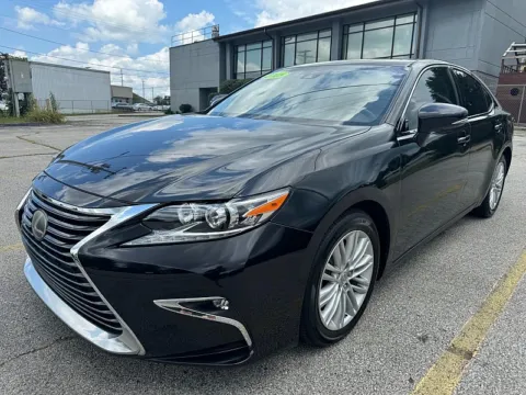 Another view of 2018 Lexus ES 350 FWD for sale in Frankfort, KY at EZ Car Connection