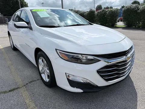White 2023 Chevrolet Malibu 4dr Sdn LS w/1FL for sale in Frankfort, KY