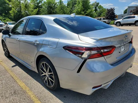 Photos of 2024 Toyota Camry SE Auto for sale in Frankfort, KY at EZ Car Connection