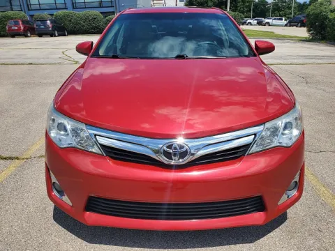 Photos of 2014 Toyota Camry 4d Sedan XLE for sale in Frankfort, KY at EZ Car Connection