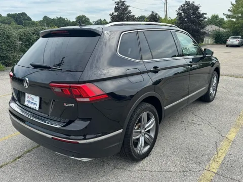 More photos of 2020 Volkswagen Tiguan 4d SUV SEL 4Motion at EZ Car Connection, KY