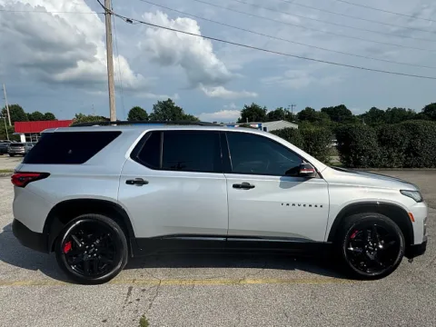 More photos of 2022 Chevrolet Traverse FWD 4dr Premier at EZ Car Connection, KY