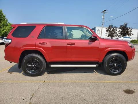 Photos of 2017 Toyota 4Runner 4d SUV 4WD SR5 Premium for sale in Frankfort, KY at EZ Car Connection