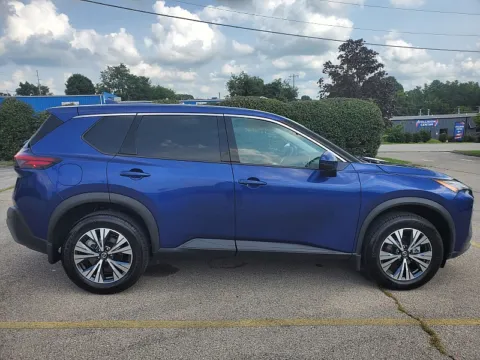 Photos of 2021 Nissan Rogue FWD SV for sale in Frankfort, KY at EZ Car Connection