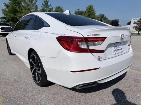 More photos of 2019 Honda Accord Sedan 4d Sport 1.5L CVT at EZ Car Connection, KY