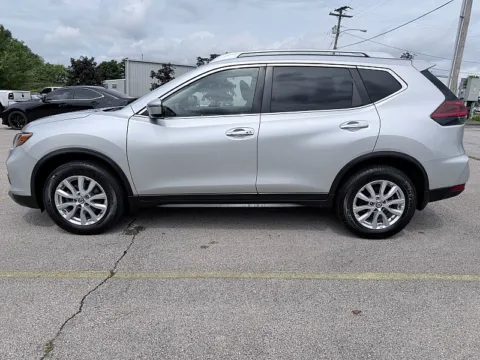 More photos of 2019 Nissan Rogue 4d SUV AWD SV at EZ Car Connection, KY
